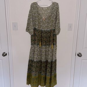 NWT Floral Natural Life Dress